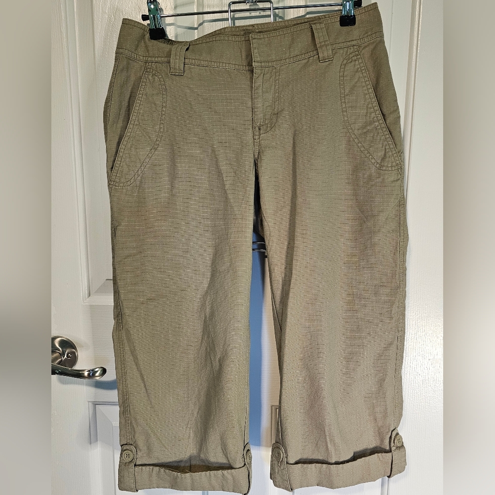 The North Face Tan Capri Pants Women's Sz 4 Regular